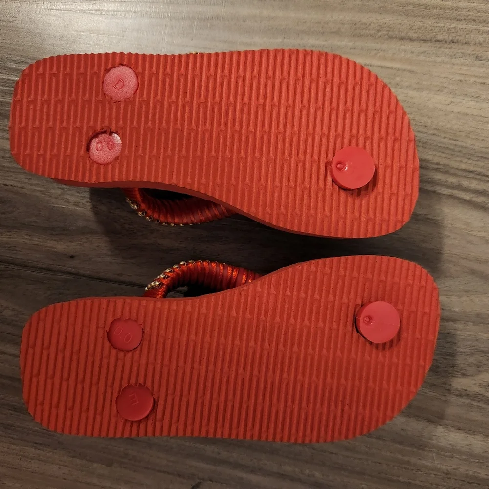 Havaianas custom Minnie blinged out flip flops 🥰😍  size 9c